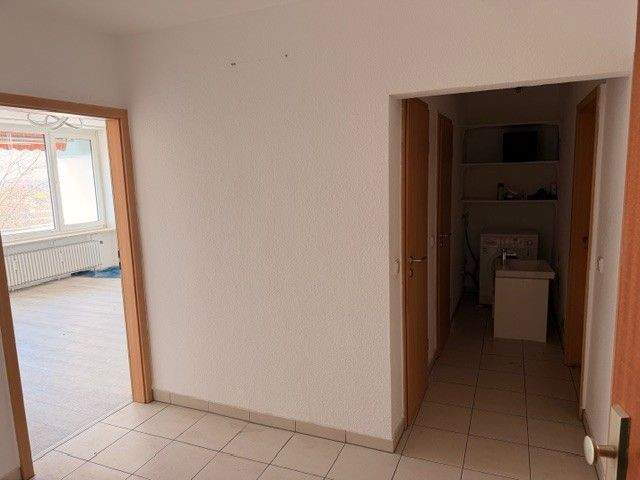 Etagenwohnung Niederkassel Lülsdorf - 3 Zimmer, 73 m&sup2;, 88.000&euro; | Angebot:25737039