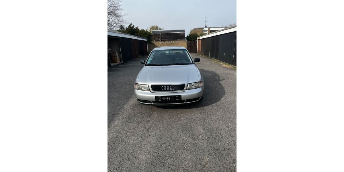 Audi A4 179.350 km 1.800 &euro; Frechen 50226