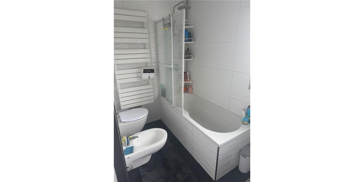 Reihenhaus Niederkassel - 4 Zimmer, 95 m&sup2;, 450.000&euro; | Angebot:26856036