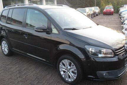VW Touran 117.000 km 10.500 &euro; Hennef 53773