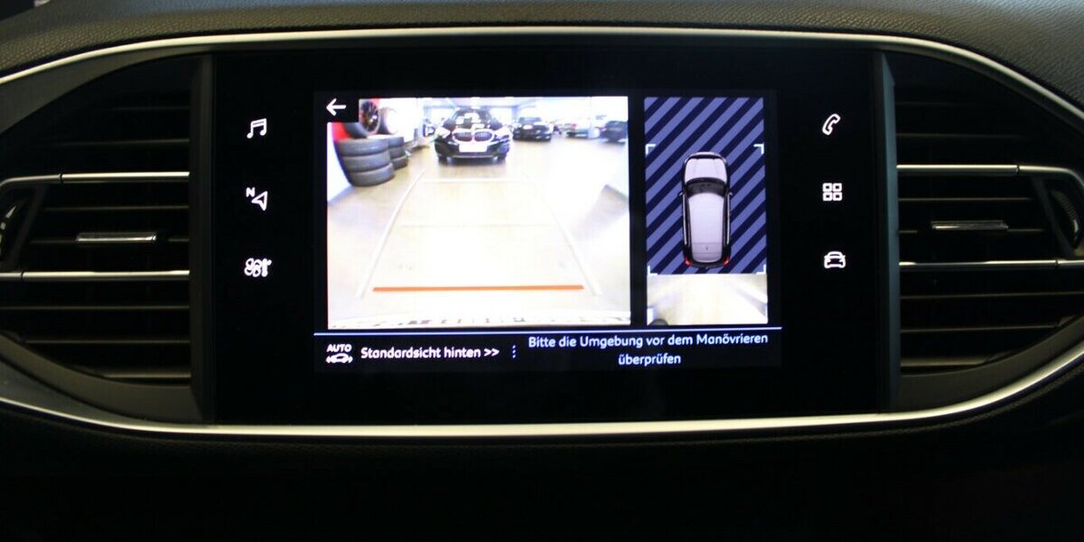 Peugeot 308 1.5 BlueHDi Allure Pack 61.193 km 13.980 &euro; Euskirchen 53881