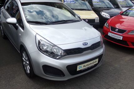 Kia Rio 105.362 km 5.885 &euro; Bad Honnef 53604