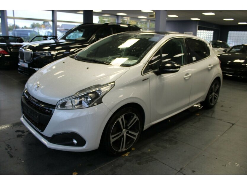 Peugeot 208 Blue-HDi 120 Allure GT Line 133.075 km 8.480 € Euskirchen 53881