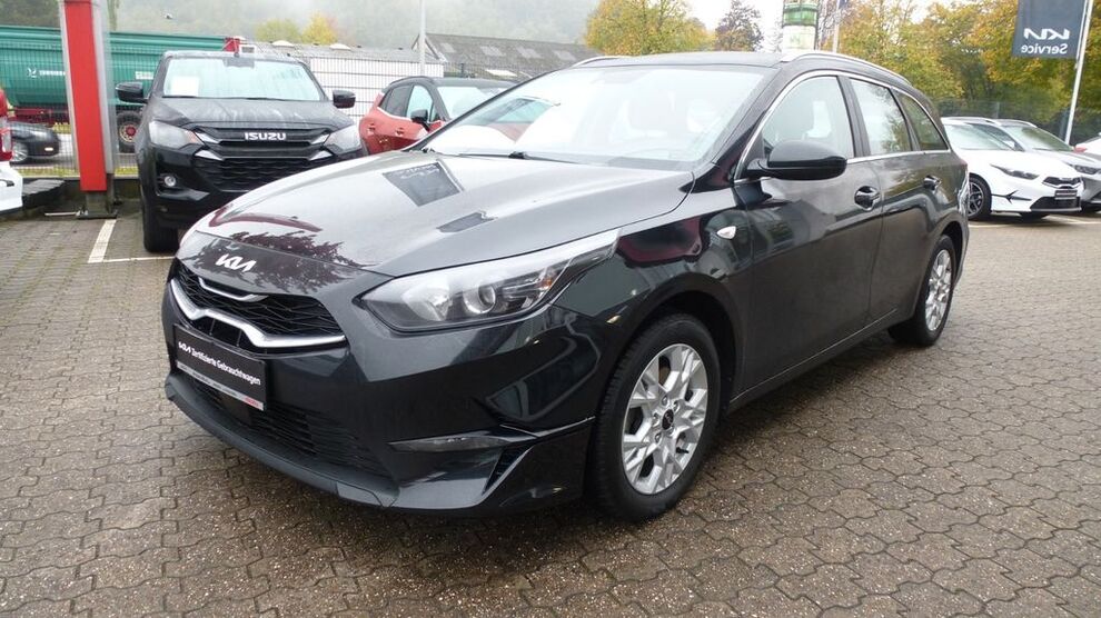 Kia ceed Sportswagon 51.500 km 18.900 € Overath 51491