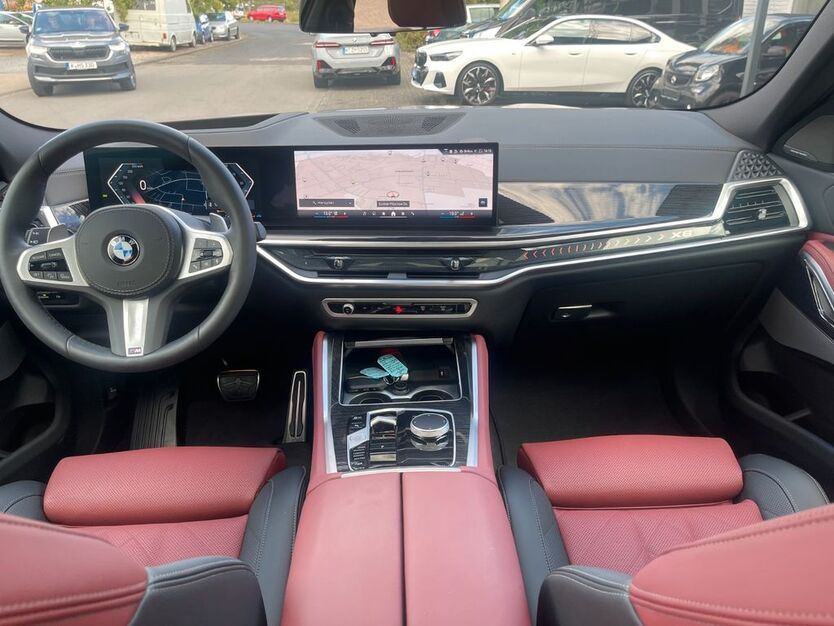 BMW X6 7.800 km 96.900 € Köln 50829