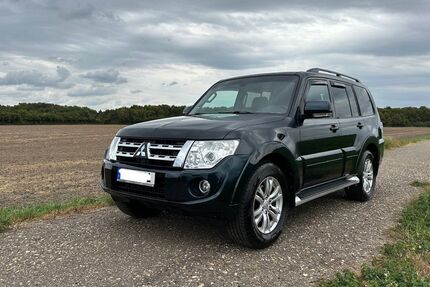 Mitsubishi Pajero 230.000 km 16.490 &euro; Köln 50997