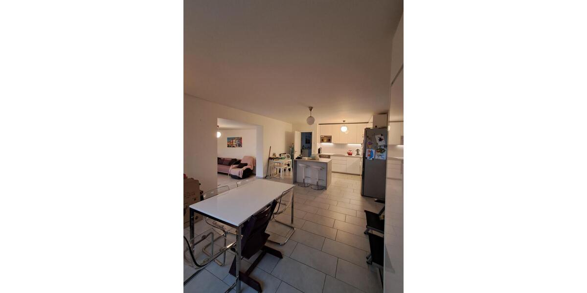 Etagenwohnung Bergisch Gladbach Alt-Frankenforst - 4 Zimmer, 137 m&sup2;, 1.785&euro; | Angebot:24533601