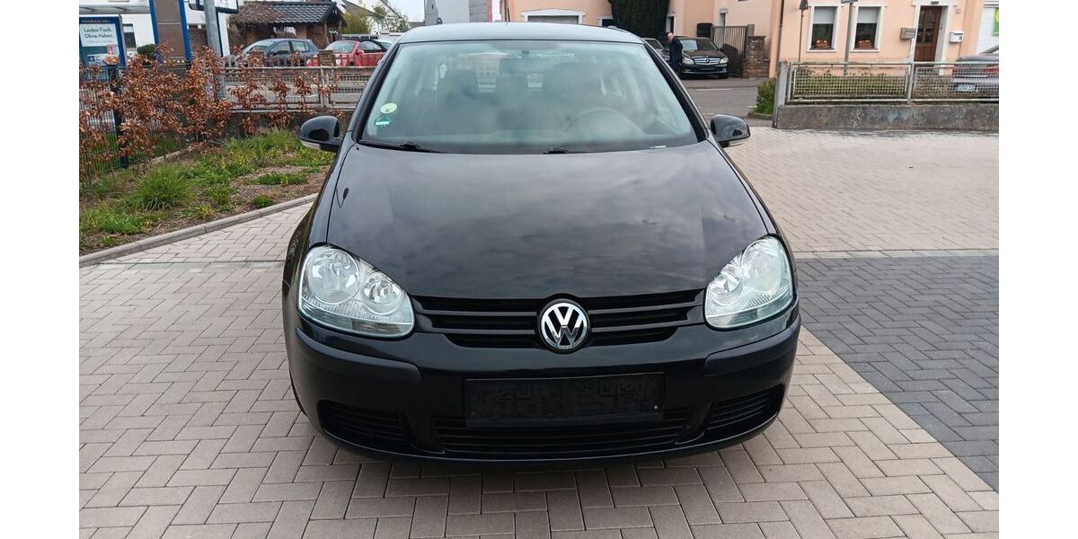 VW Golf 184.000 km 2.799 &euro; Kuchenheim 53881