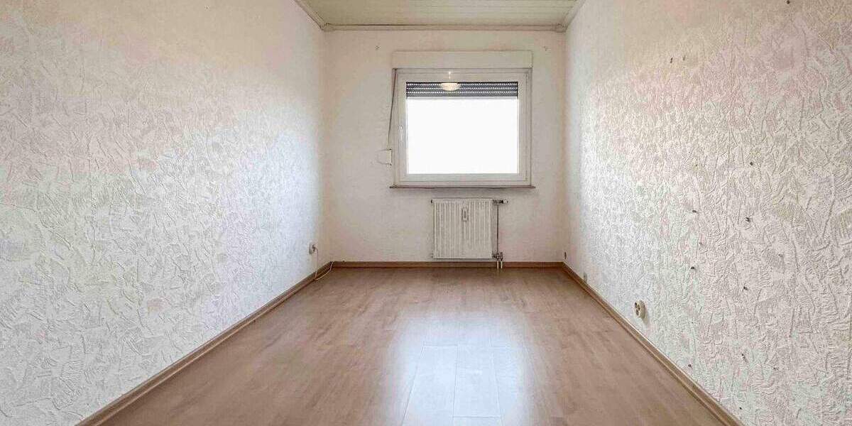 Etagenwohnung Sankt Augustin Mülldorf - 3 Zimmer, 100 m&sup2;, 250.000&euro; | Angebot:25820085