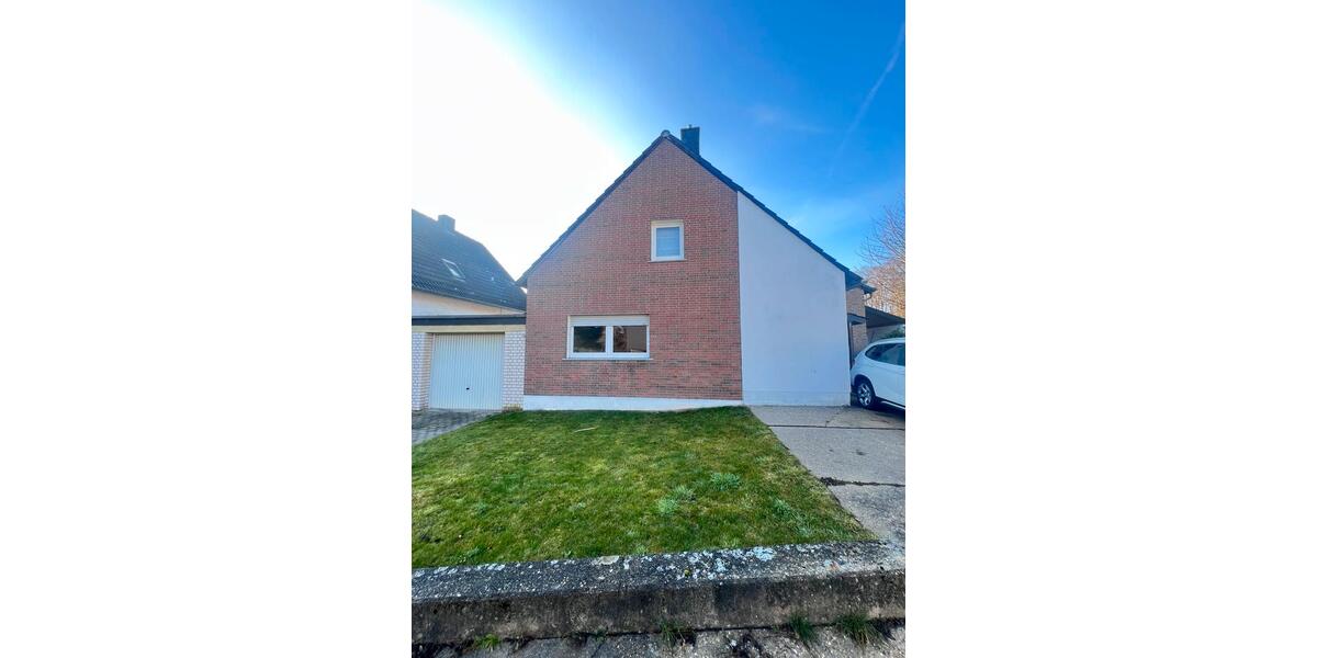 Einfamilienhaus Euskirchen - 4 Zimmer, 86 m&sup2;, 900&euro; | Angebot:24738112