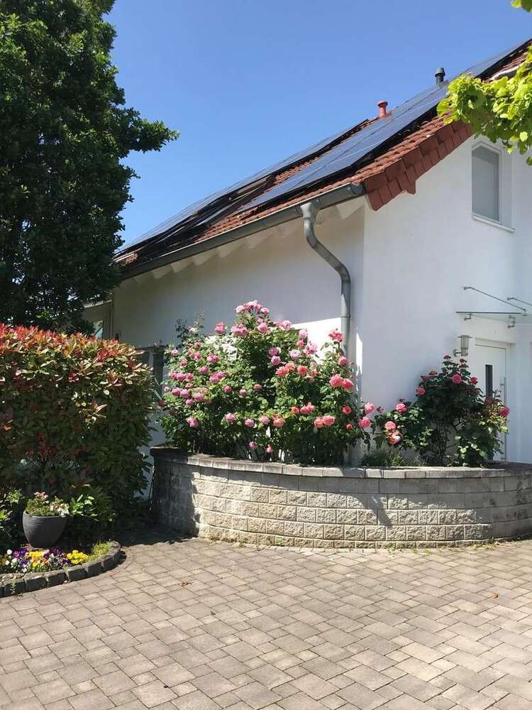 Haus zum Kaufen in Sankt Augustin 725.000 € 214 m²