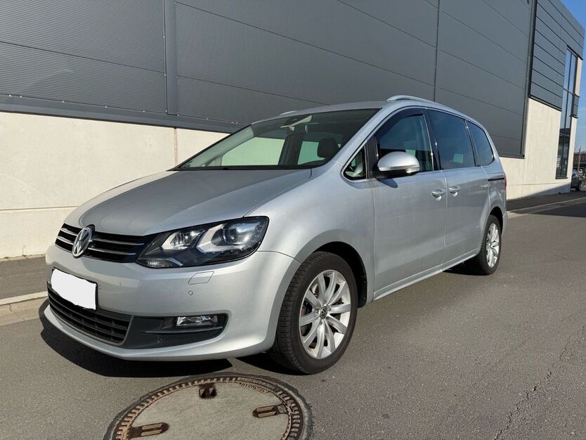 VW Sharan 251.000 km 8.999 € Köln 50827