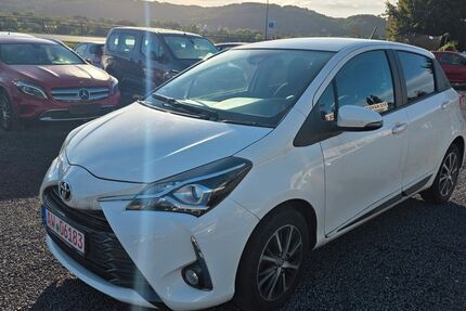 Toyota Yaris 22.000 km 12.990 € Oberwinter 53424