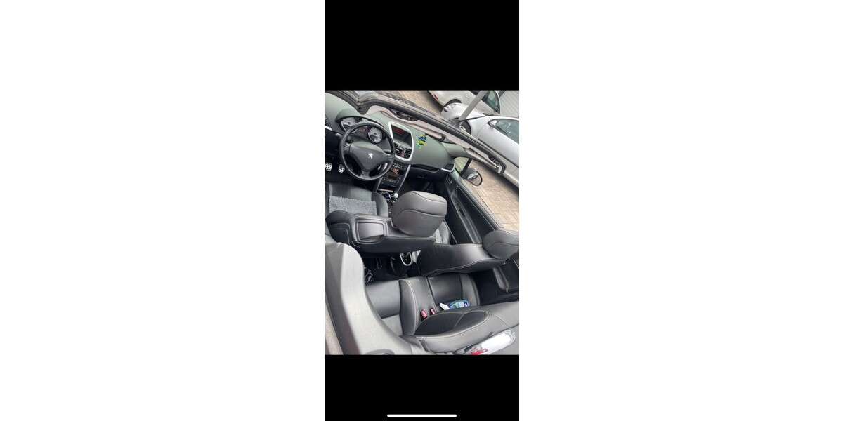 Peugeot 207 CC 160.000 km 1.700 &euro; Siegburg 53721