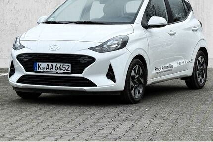 Hyundai i10 1.598 km 14.790 &euro; Köln 50739