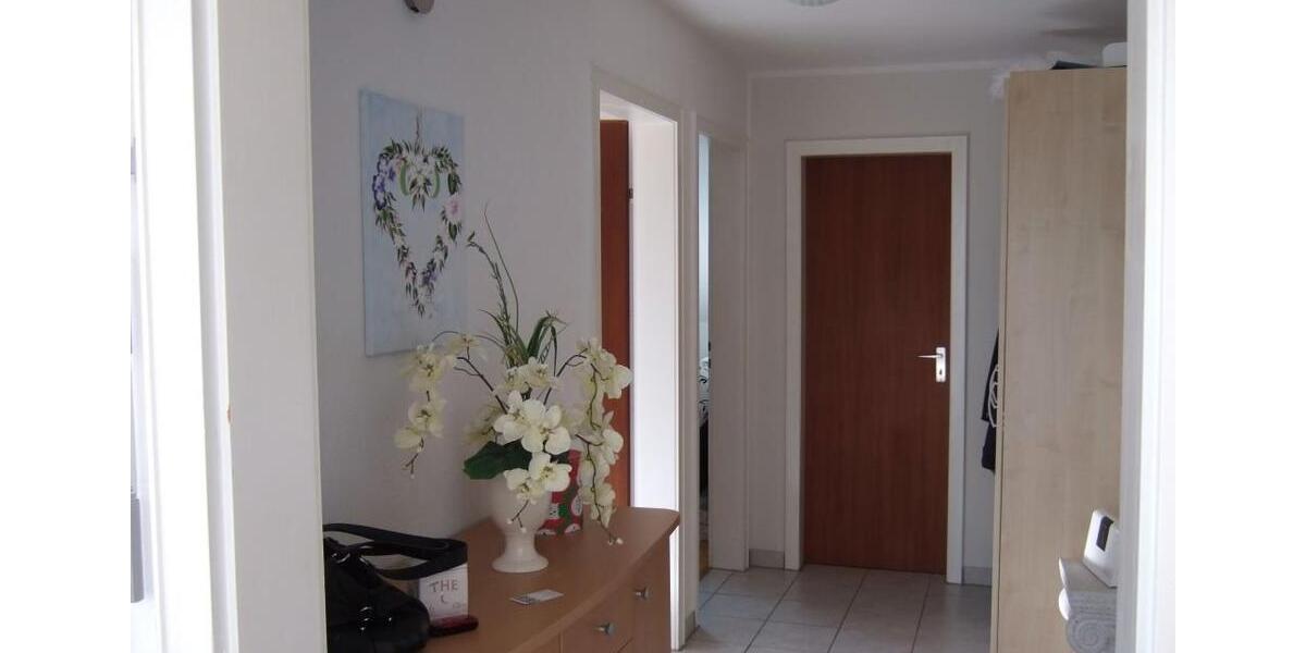 Dachgeschoßwohnung Rheinbreitbach - 4 Zimmer, 104 m&sup2;, 925&euro; | Angebot:26200449