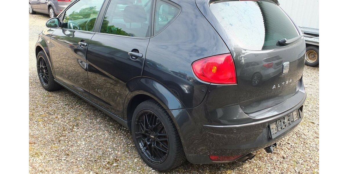 Seat Altea STYLE KLIMAAUTOMATIK NAVI PARCTRONIC 165.222 km 4.908 &euro; Köln 50858