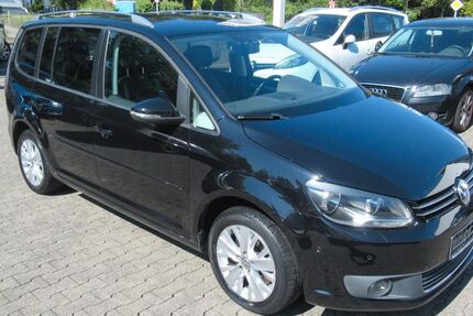 VW Touran 116.950 km 10.400 € Hennef 53773