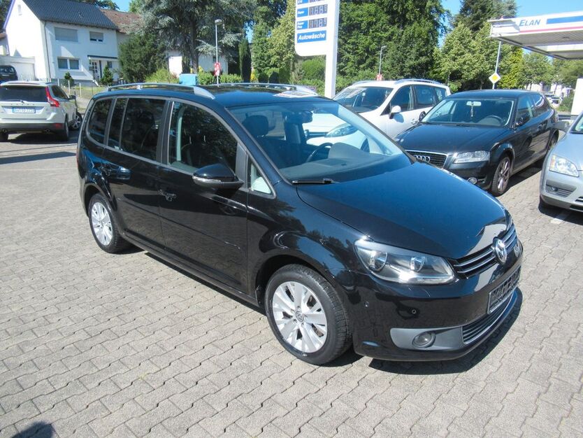 VW Touran 116.950 km 10.400 € Hennef 53773