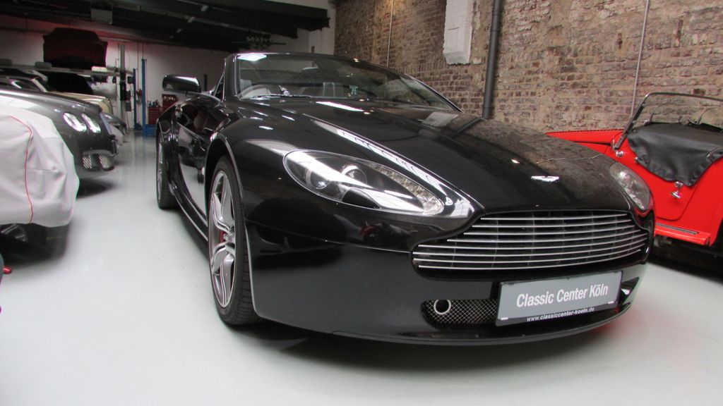 Aston Martin V8 Vantage 47.500 km 65.400 &euro; Köln 50676