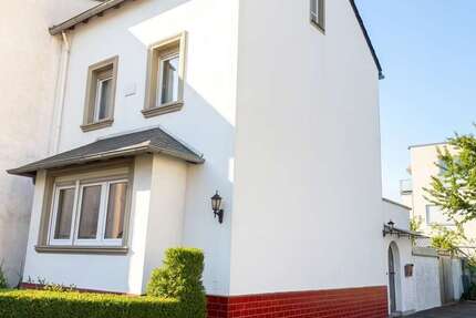 Haus Bonn / Bad Godesberg Bad Godesberg - 2 Zimmer, 65 m&sup2;, 179.000&euro; | Angebot:25445868