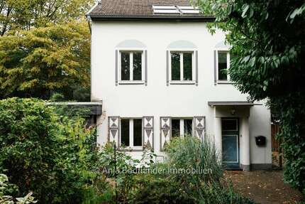 Haus Bonn Lannesdorf - 7 Zimmer, 177 m&sup2;, 660.000&euro; | Angebot:27311252