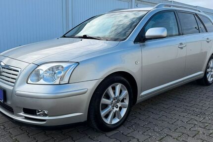 Toyota Avensis 70.560 km 5.900 &euro; Bornheim 53332