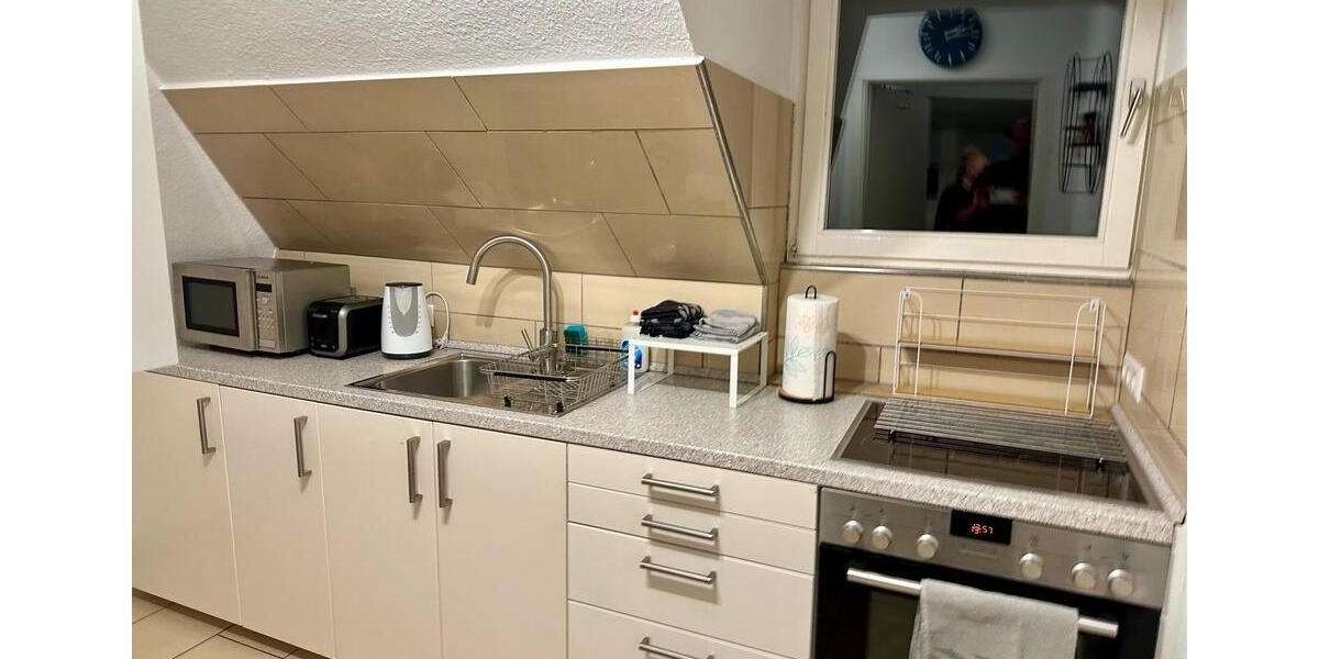 Dachgeschoßwohnung Köln Lindenthal - 2 Zimmer, 55 m&sup2;, 1.330&euro; | Angebot:23484096