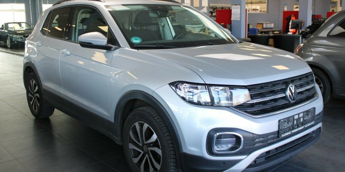 VW T-Cross 1.0 TSI OPF DSG Active 36.750 km 18.980 &euro; Euskirchen 53881
