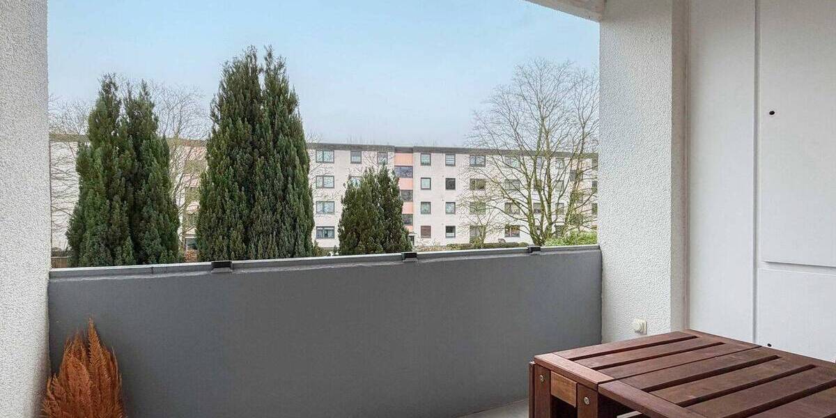 Etagenwohnung Bonn Heiderhof - 3 Zimmer, 84 m&sup2;, 330.000&euro; | Angebot:26731276