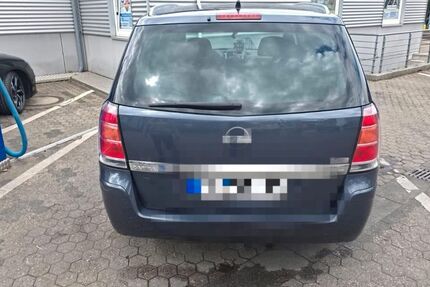 Opel Zafira 233.000 km 2.850 &euro; Königswinter 53639