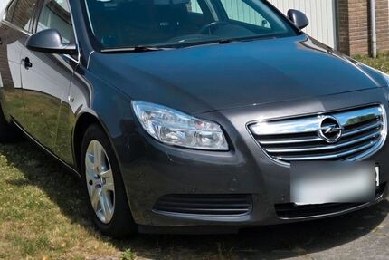 Opel Insignia 75.032 km 7.800 € Bonn 53117