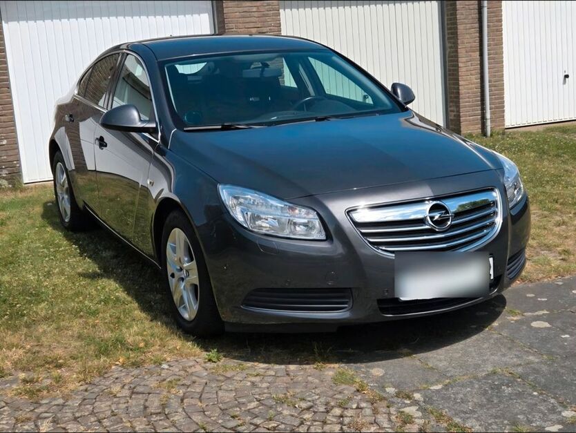 Opel Insignia 75.032 km 7.800 € Bonn 53117