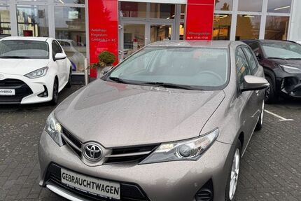 Toyota Auris 74.100 km 9.290 &euro; Bad Neuenahr 53474