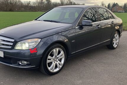 Mercedes-Benz C 250 266.990 km 6.990 &euro; Köln 51103