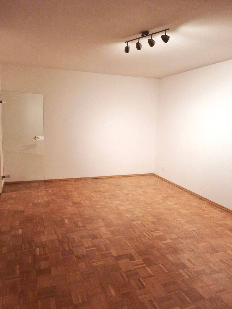CITYHOUSE: Schicke Wohnung! Und ein von Grund auf gepflegtes Gemeinschaftseigentum! PKW-SP & Balkon!