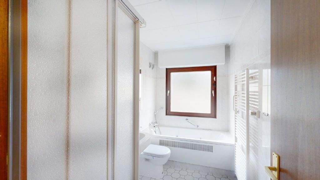 Einfamilienhaus Erftstadt Lechenich - 5 Zimmer, 140 m&sup2;, 299.000&euro; | Angebot:25744810
