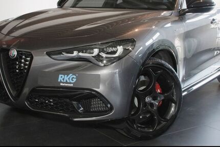 Alfa Romeo Stelvio 14.500 km 49.990 € Bonn 53119