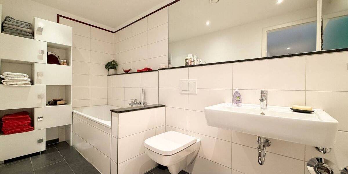 Etagenwohnung Siegburg - 5 Zimmer, 132 m&sup2;, 695.000&euro; | Angebot:26892934