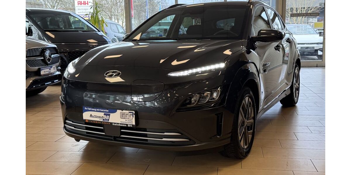 Hyundai KONA 16.320 km 18.900 &euro; Hennef 53773