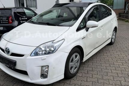 Toyota Prius 222.000 km 7.999 &euro; Troisdorf 53840