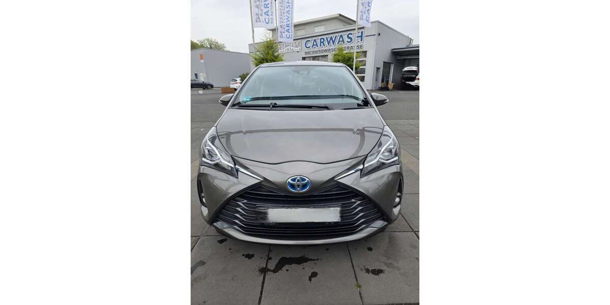 Toyota Yaris 145.500 km 11.900 &euro; Buchheim (Köln) 51067