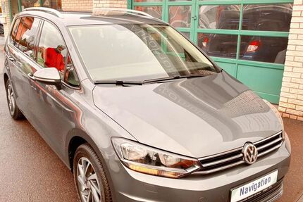 VW Touran 47.300 km 18.950 &euro; Bornheim 53332
