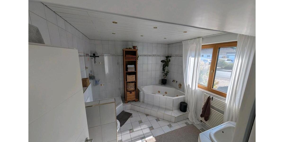 Bungalow Erftstadt - 4.5 Zimmer, 156 m&sup2;, 639.000&euro; | Angebot:27224138