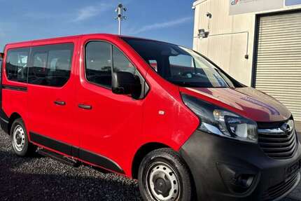 Opel Vivaro 71.000 km 15.988 &euro; Rheinbach 53359