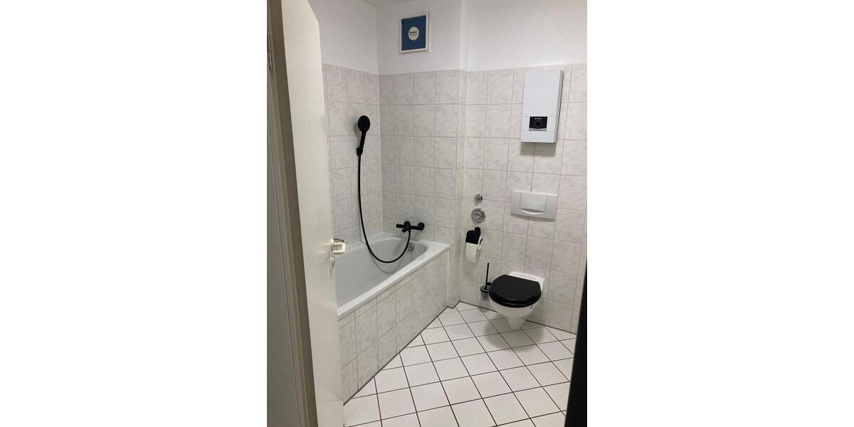 Erdgeschoßwohnung Niederkassel - 4 Zimmer, 101 m&sup2;, 1.232&euro; | Angebot:25906425