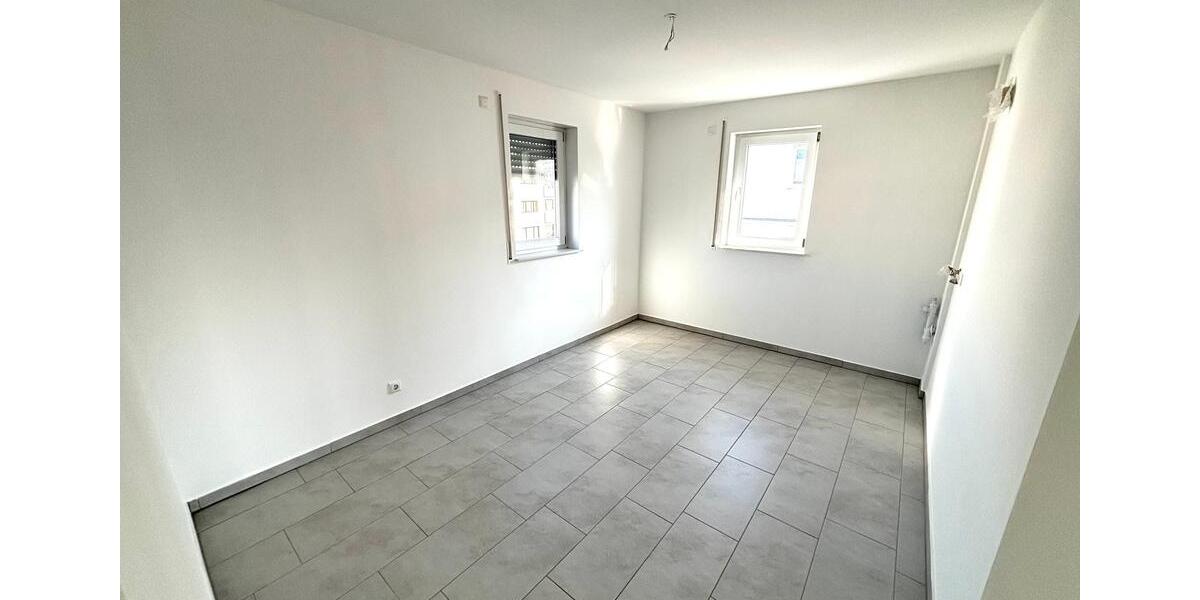 Etagenwohnung Bergisch Gladbach Alt-Frankenforst - 4 Zimmer, 137 m&sup2;, 1.785&euro; | Angebot:25377615