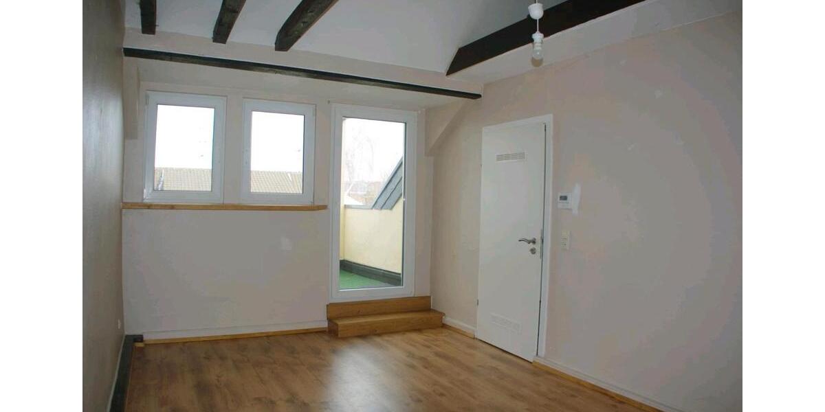 Dachgeschoßwohnung Hennef (Sieg) - 2.5 Zimmer, 52 m&sup2;, 520&euro; | Angebot:25844827