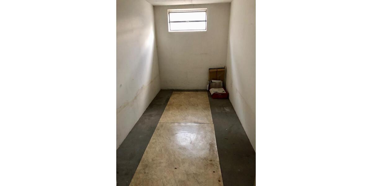 Garagen / Stellplätze Bonn Beuel-Mitte - 100&euro; | Angebot:25453082