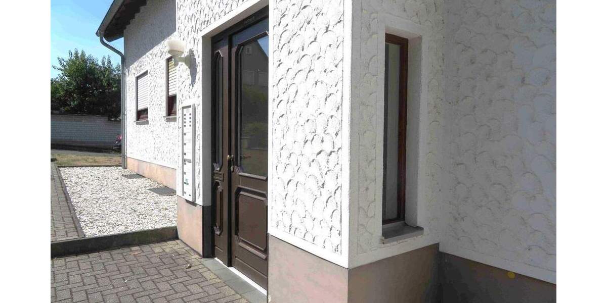 Etagenwohnung Erftstadt Friesheim - 3 Zimmer, 96 m&sup2;, 1.152&euro; | Angebot:23869162